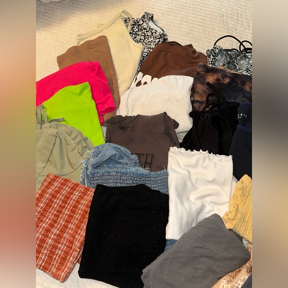 Tank Top Mystery Bundle!!! ✨ - Picture 5 of 5